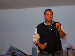 Künstler helfen Kinder - Mit Musik zur Menschlichkeit